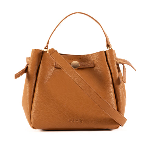 Holly - Toffee