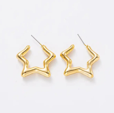 Star Hoops in Gold