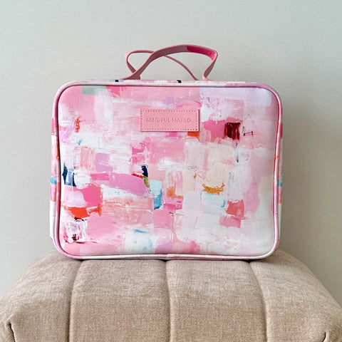 LARGE HANGING TOILETRY BAG - DREAM BIG