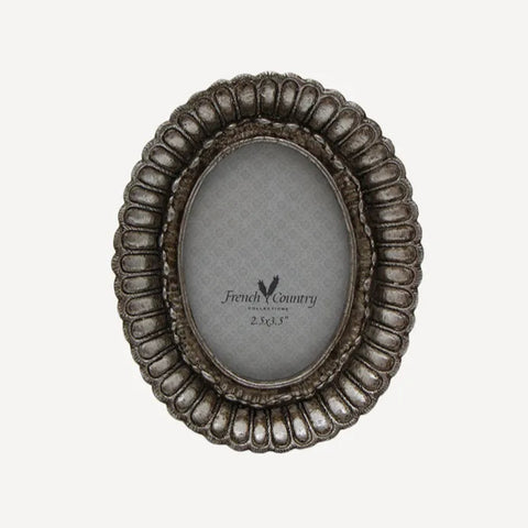 Fanned Oval Photo Frame Pewter 2.5x3.5"