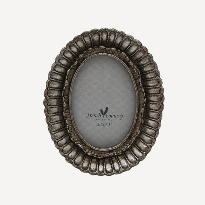 Fanned Oval Photo Frame Pewter 2.5x3.5"
